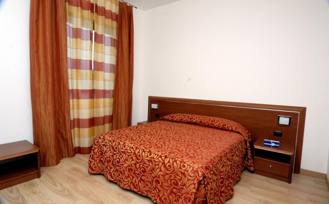 Hotel Eolo Sermide Экстерьер фото