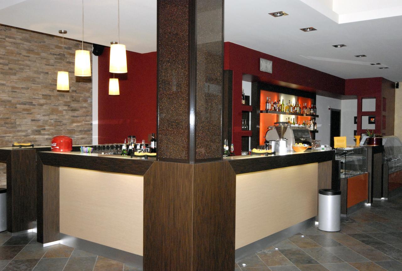 Hotel Eolo Sermide Экстерьер фото