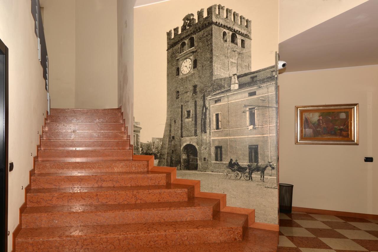 Hotel Eolo Sermide Экстерьер фото