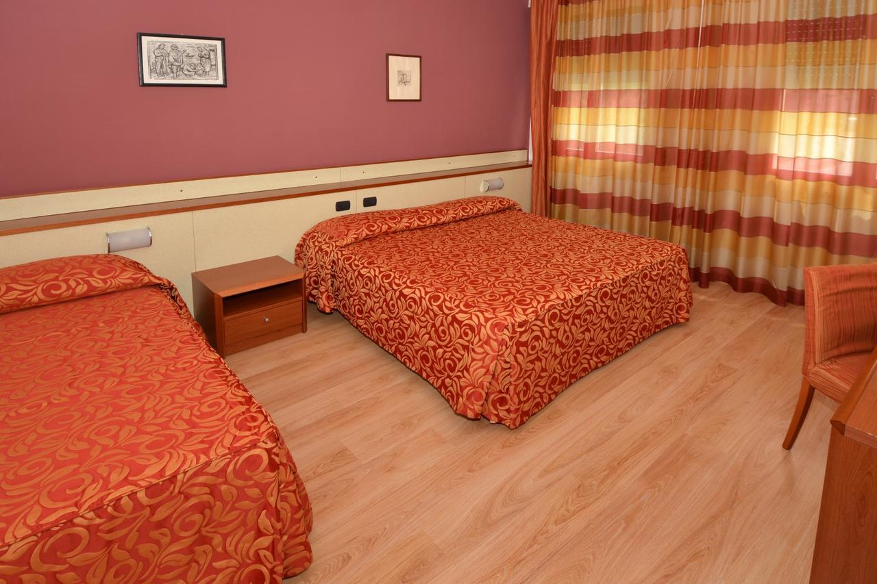 Hotel Eolo Sermide Экстерьер фото