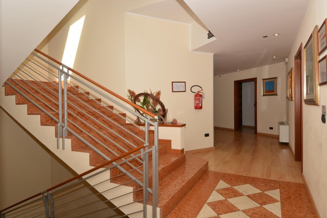 Hotel Eolo Sermide Экстерьер фото